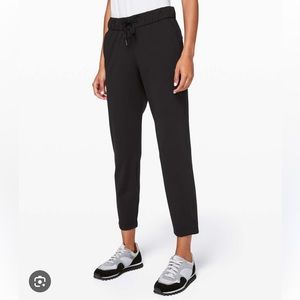 Lululemon On the Fly Pant